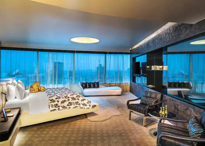 Hotel W