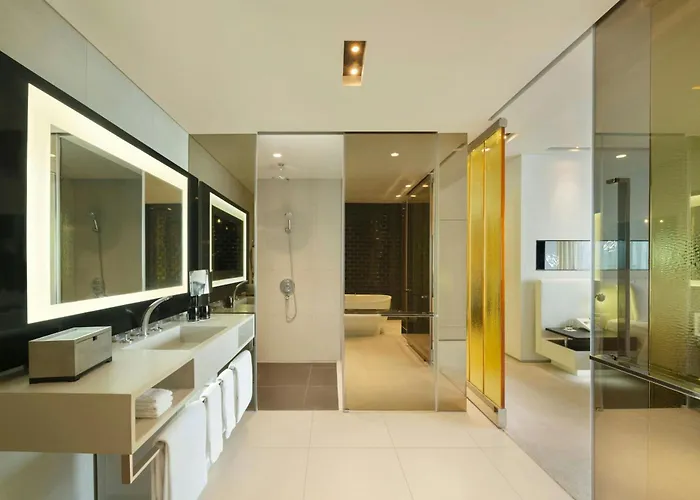 Hotel W 5*