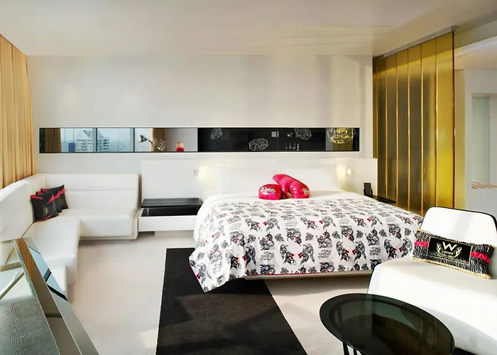 Hotel W
